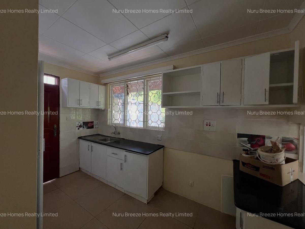 3 Bed House with En Suite in Kyuna - 4