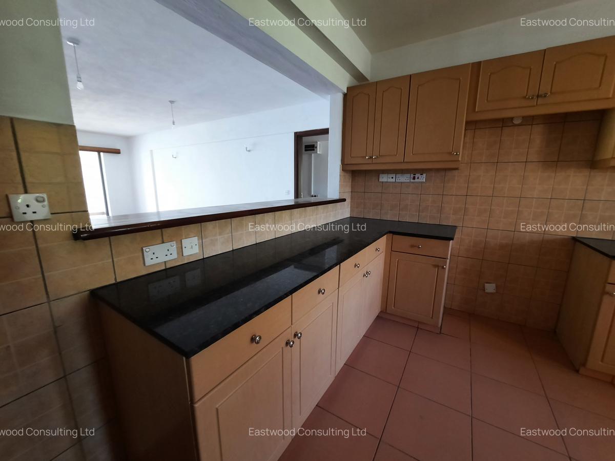 3 Bed Apartment with En Suite at Taarifa Road - 5