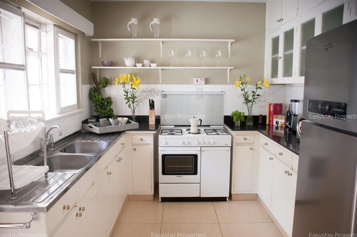 3 Bed Townhouse with En Suite in Muthaiga - 4