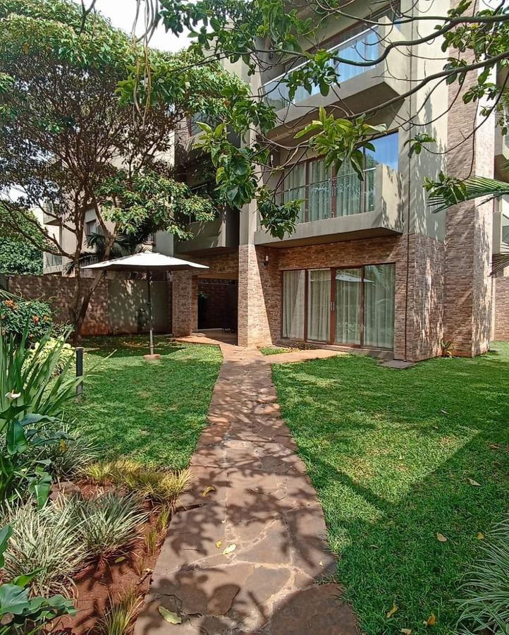 5 Bed Townhouse with En Suite in Lavington - 2