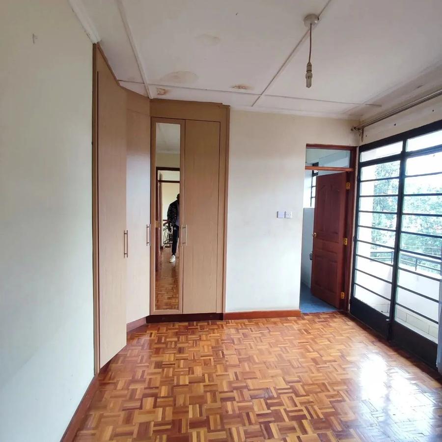 3 Bed Apartment with En Suite at Oledume Road - 6