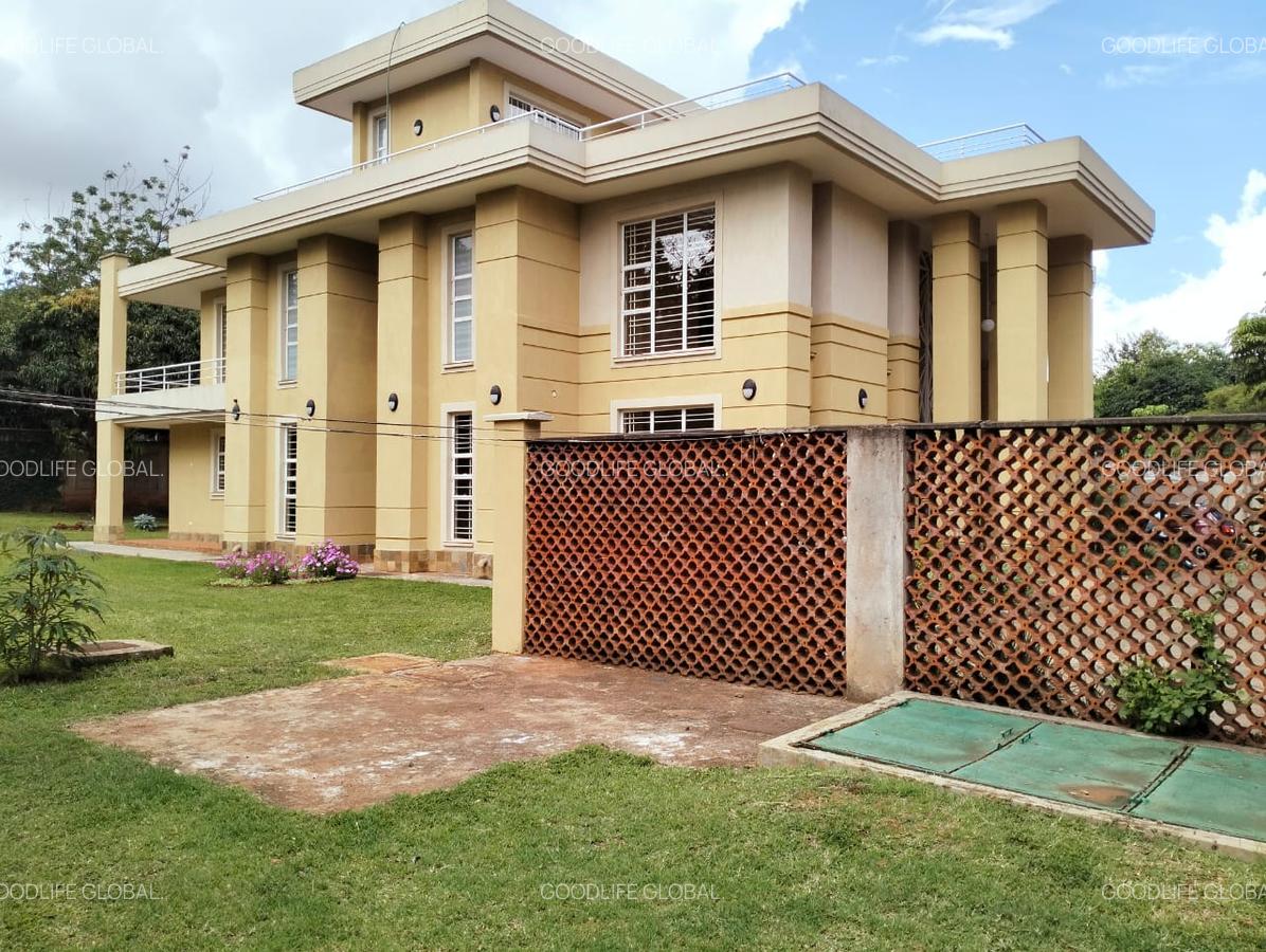 5 Bed House with En Suite at Runda - 7