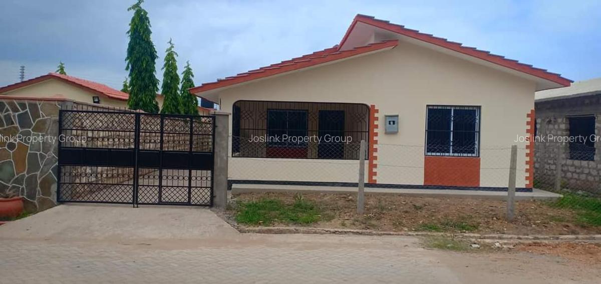 3 Bed Apartment with En Suite in Mtwapa - 10