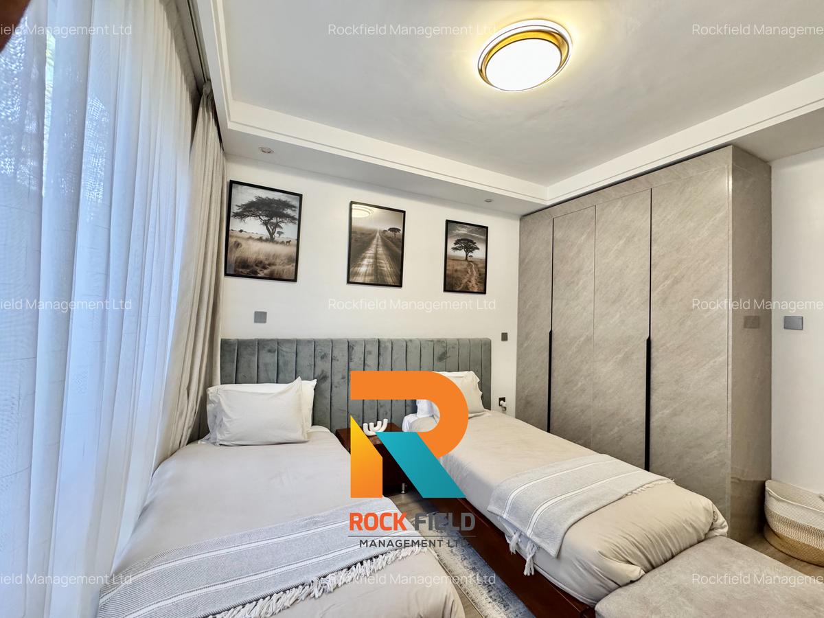 Furnished 3 Bed Apartment with En Suite in Riverside - 10