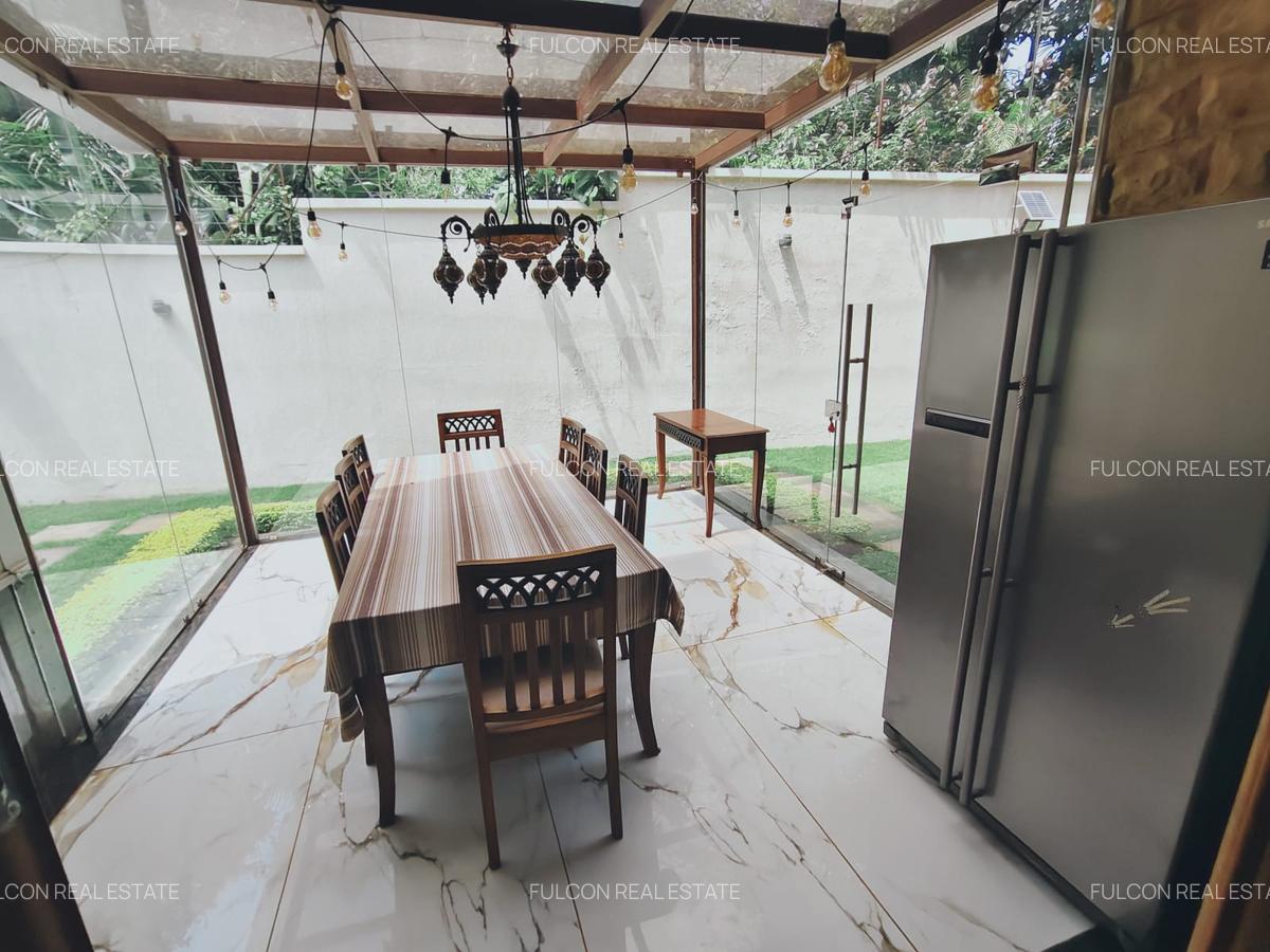6 Bed Villa with En Suite in Lavington - 8