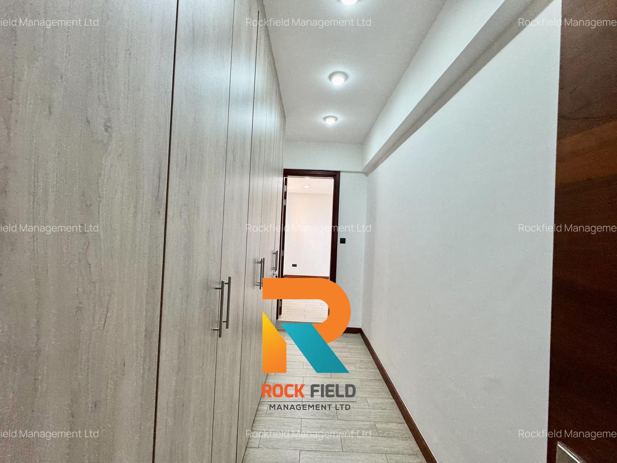 4 Bed Apartment with En Suite in General Mathenge - 18