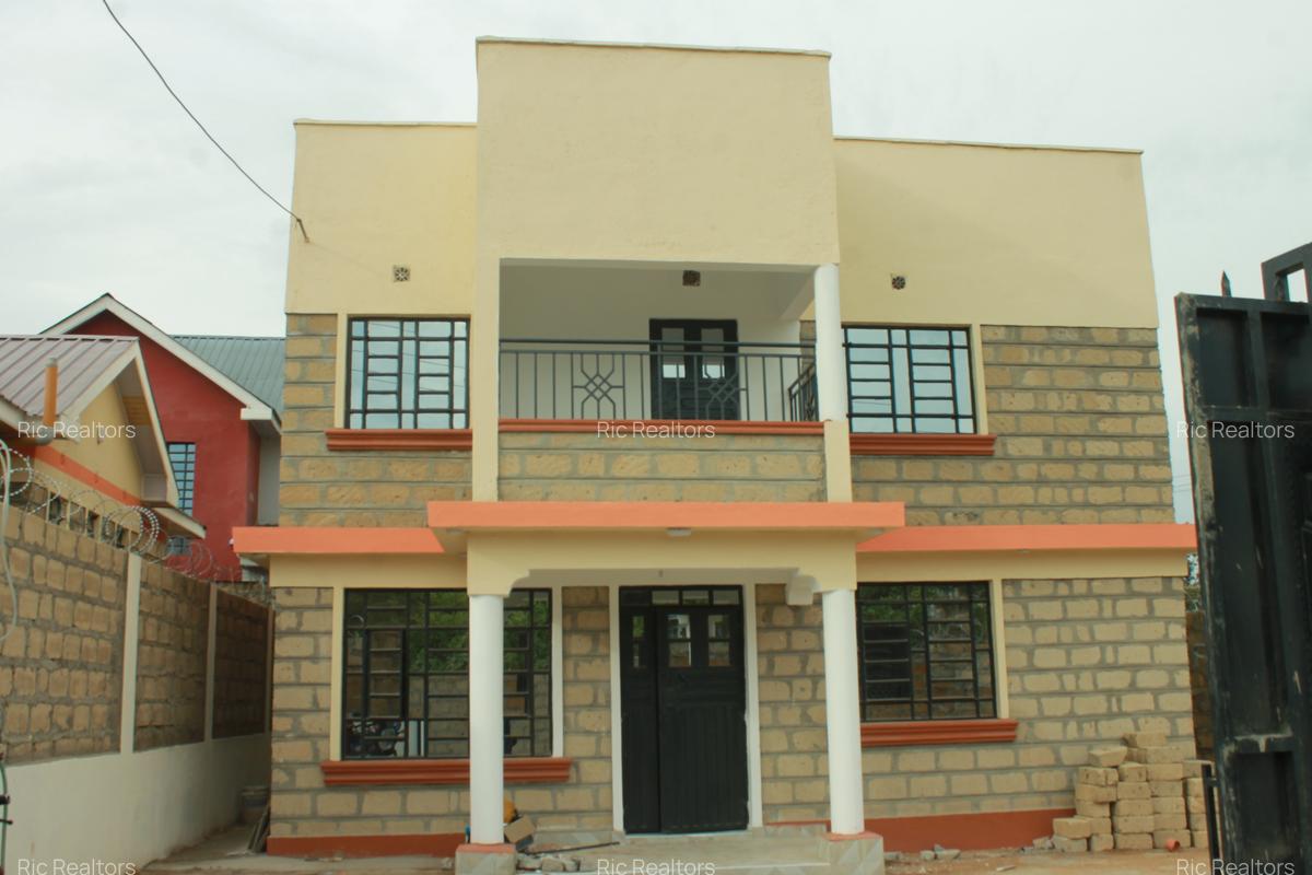 4 Bed Townhouse with En Suite at Magadi Road - 1