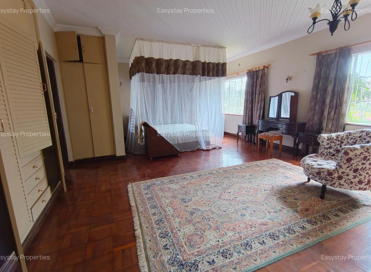 Furnished 3 Bed Apartment with En Suite in Runda - 8