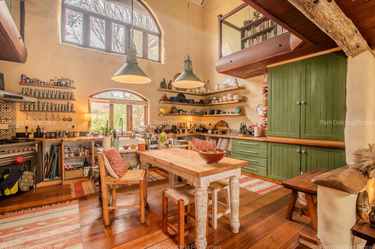 3 Bed House with En Suite in Loresho - 6