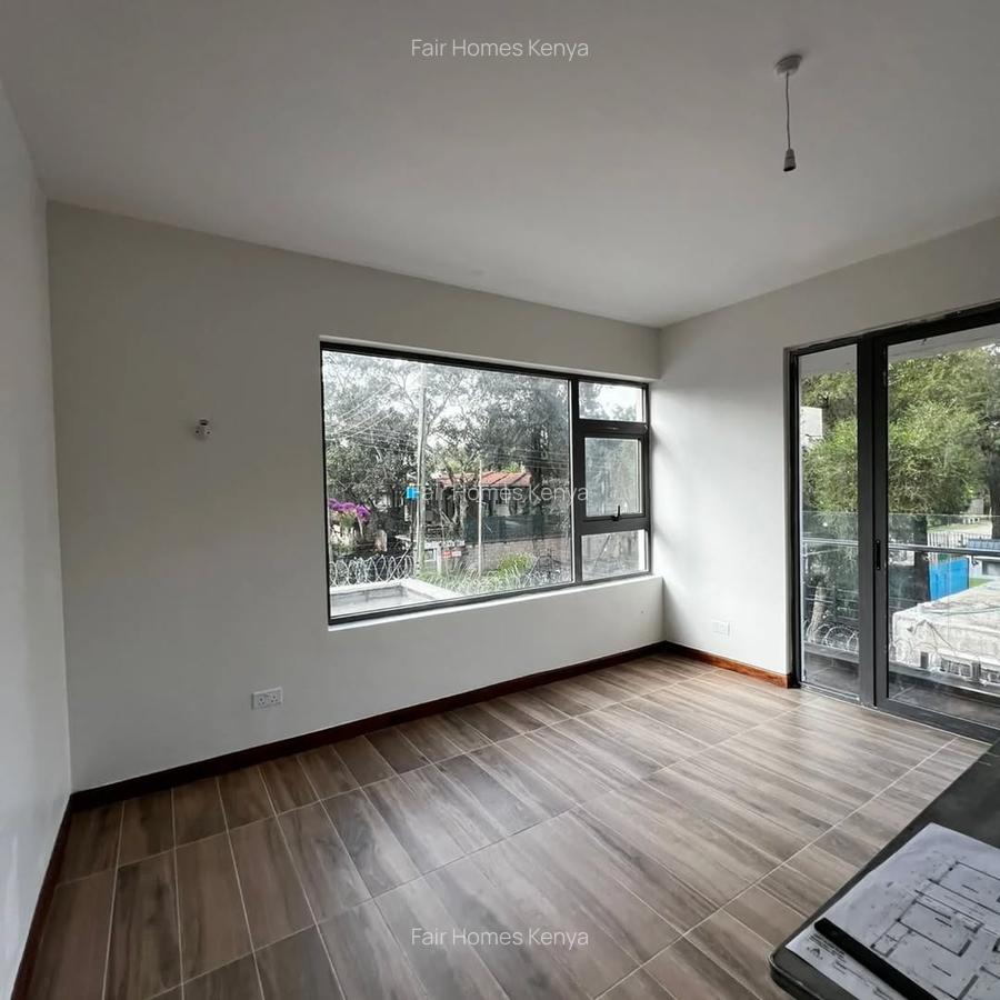 6 Bed Townhouse with En Suite at Convent Drive - 18