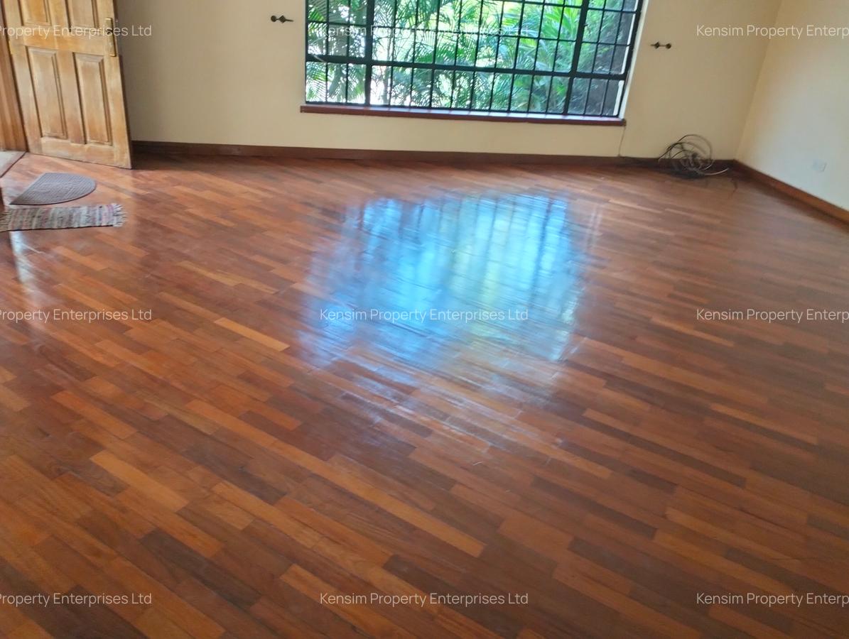 4 Bed Townhouse with En Suite in Lavington - 4