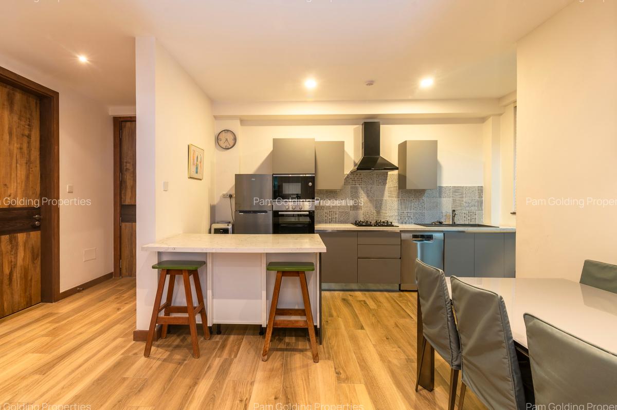 2 Bed Apartment with En Suite at Peponi Road - 5