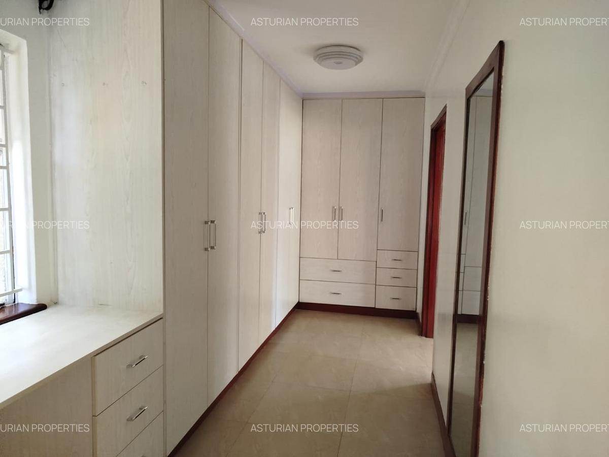 4 Bed Townhouse with En Suite in Runda - 10