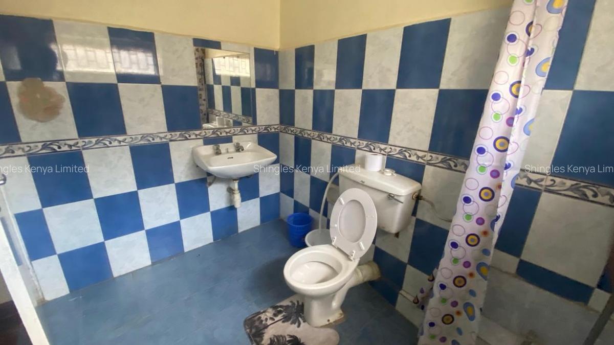 5 Bed Townhouse with En Suite at Oloitoktok Road - 12