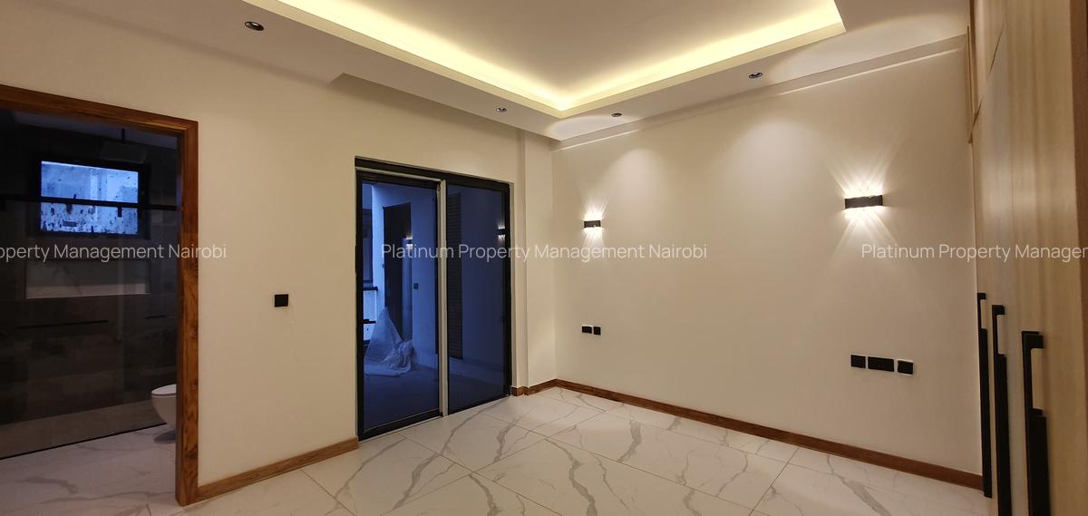 4 Bed Apartment with En Suite in Spring Valley - 15