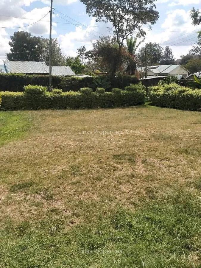 4 Bed House with En Suite at Mandela Road - 13