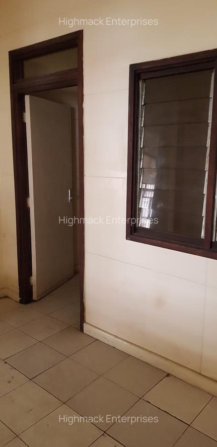 3,000 ft² Office with Service Charge Included at Enterprise Road - 4