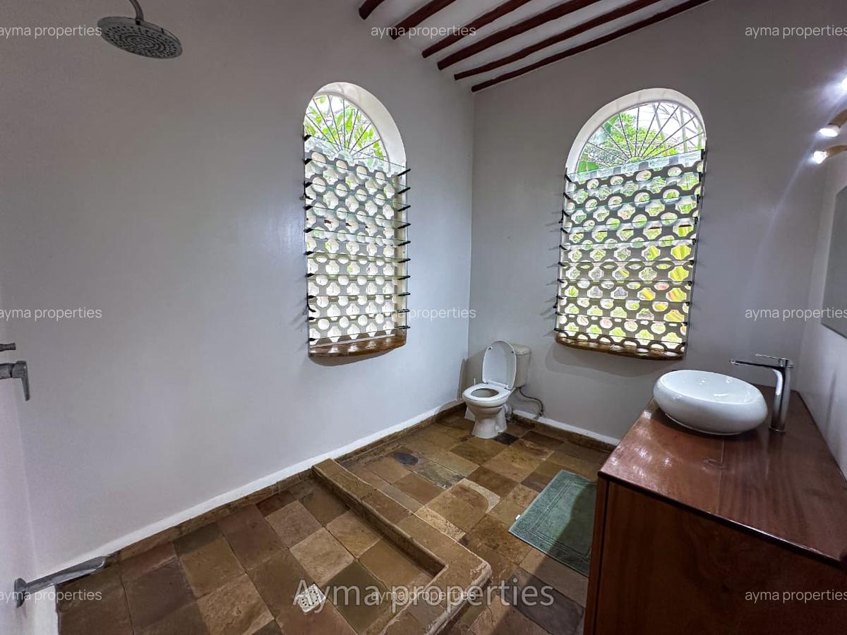 5 Bed House with En Suite at Diani Beach Road - 2