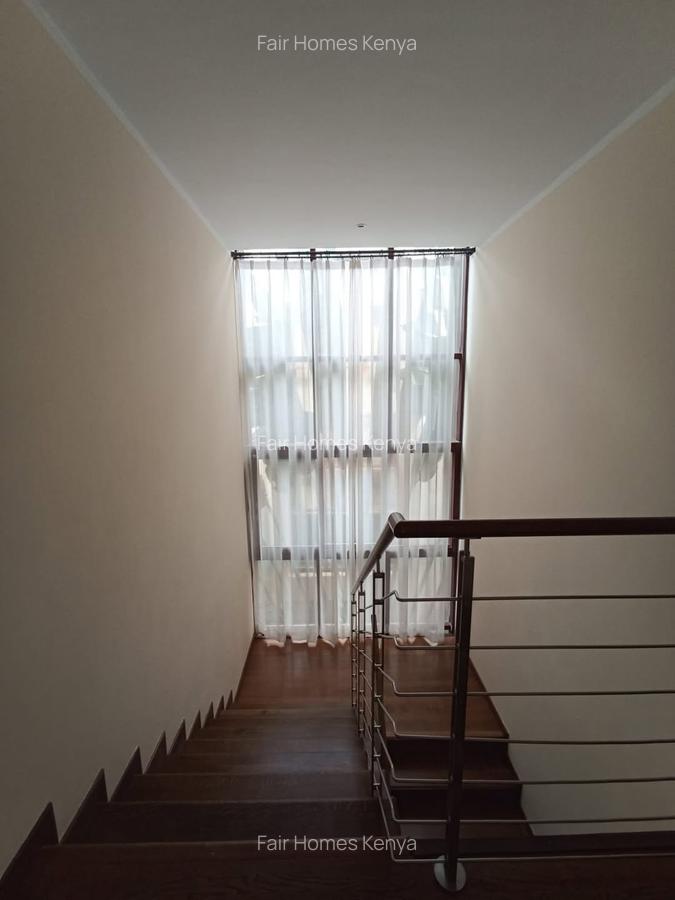 5 Bed Townhouse with En Suite at Convent Drive - 9