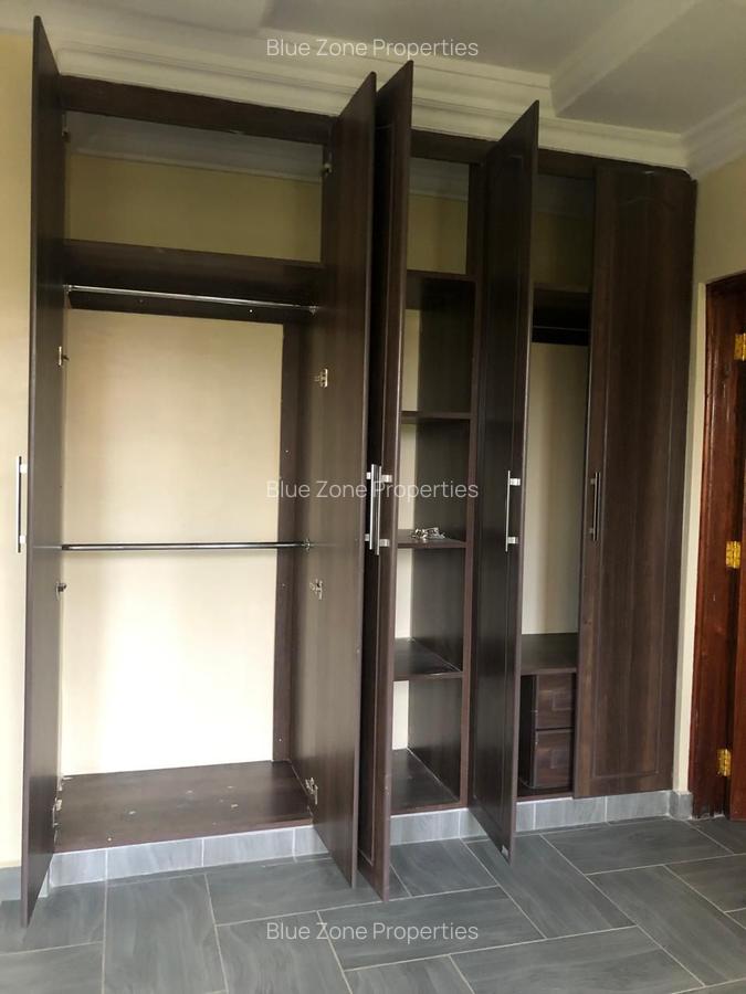 3 Bed Townhouse with En Suite at Off Glory Rd - 14