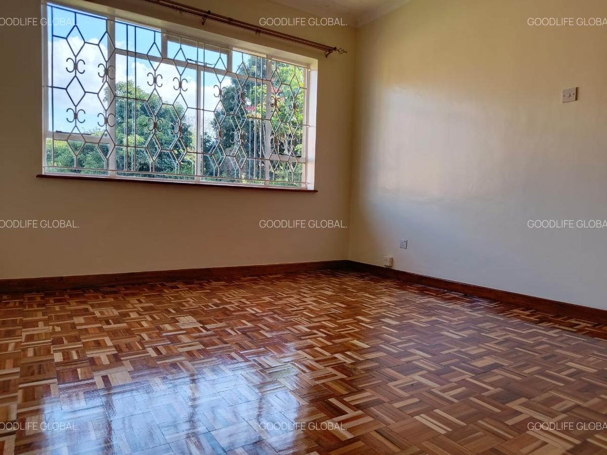 5 Bed House with En Suite at Loresho - 13