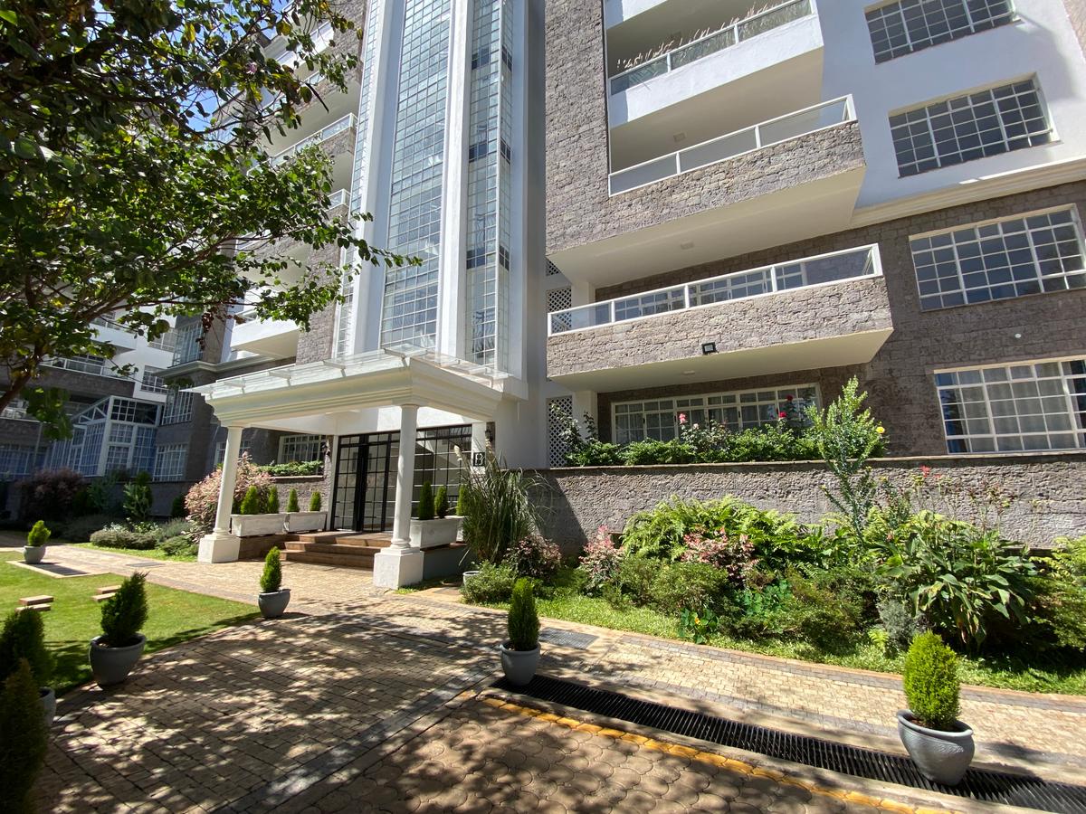 3 Bed Apartment with En Suite in Lavington - 3