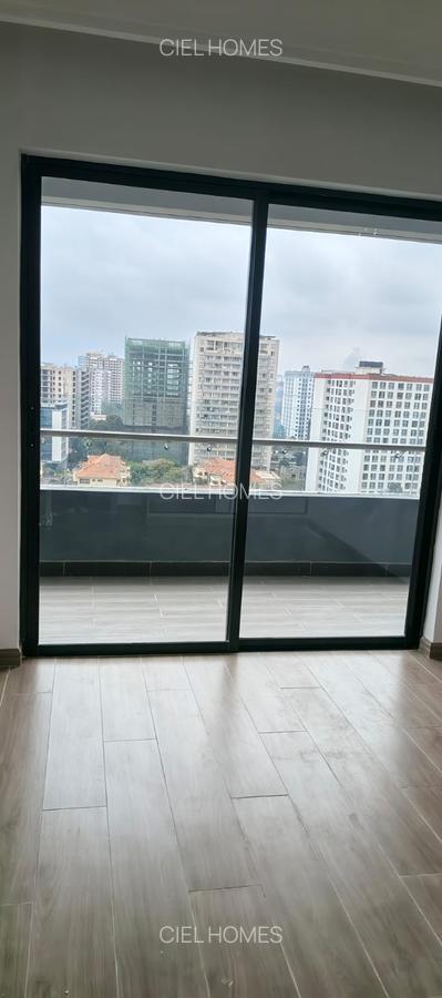 1 Bed Apartment with Swimming Pool in Kilimani - 12