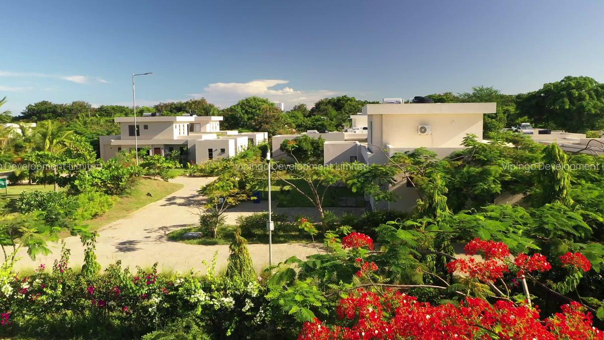 4 Bed House with En Suite at Awali Estate - 4