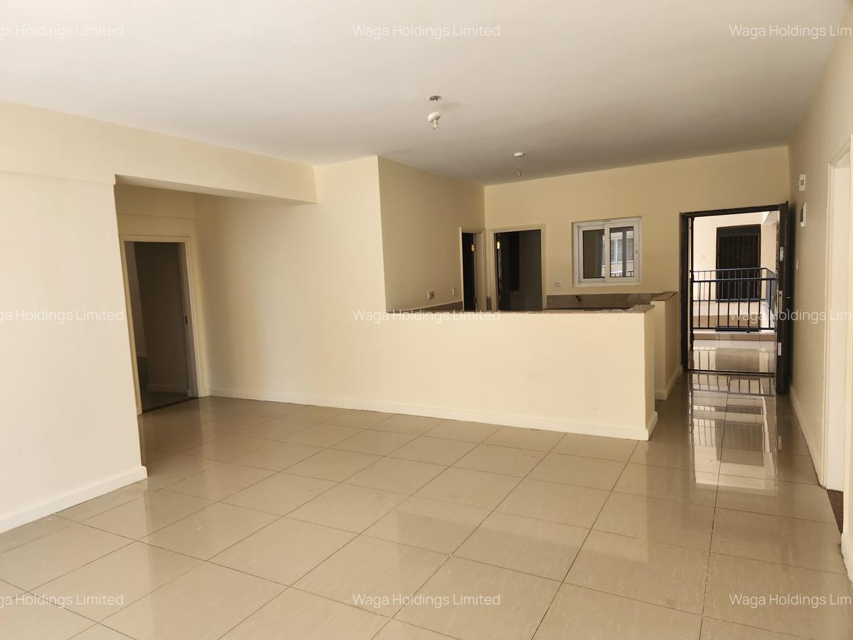 3 Bed Apartment with En Suite in Imara Daima - 4