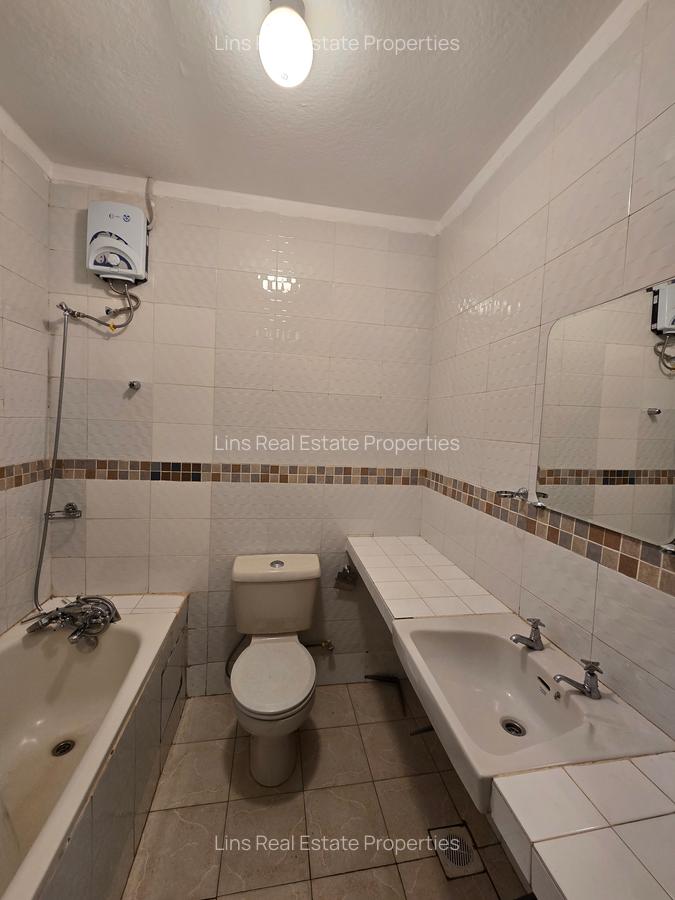 4 Bed House with En Suite in Loresho - 15