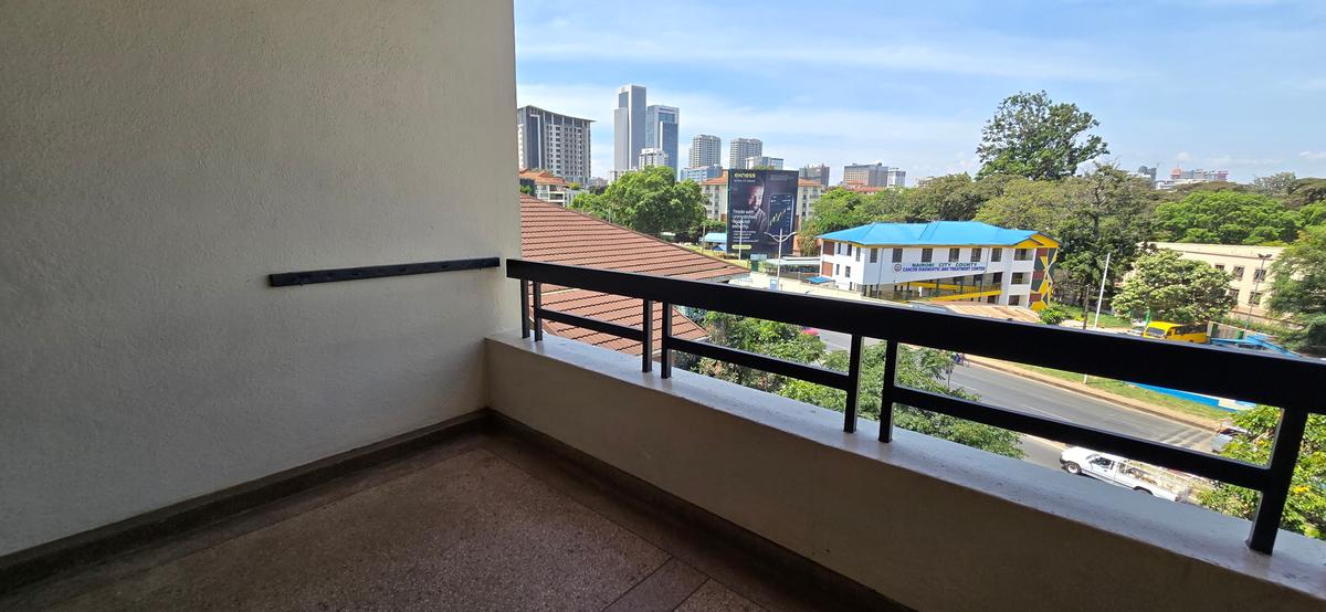 4 Bed Apartment with En Suite at Kolobot Road - 18 4 Bed Apartment with En Suite at Kolobot Road - 18