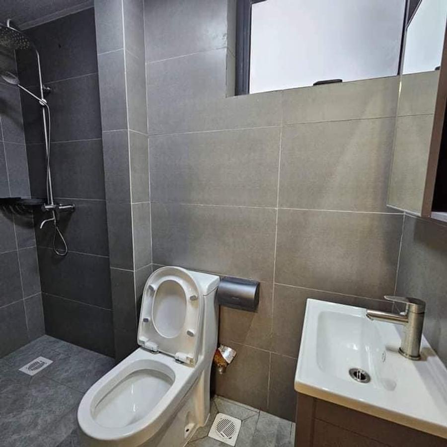 Serviced 3 Bed Apartment with En Suite at Riverside Drive - 7