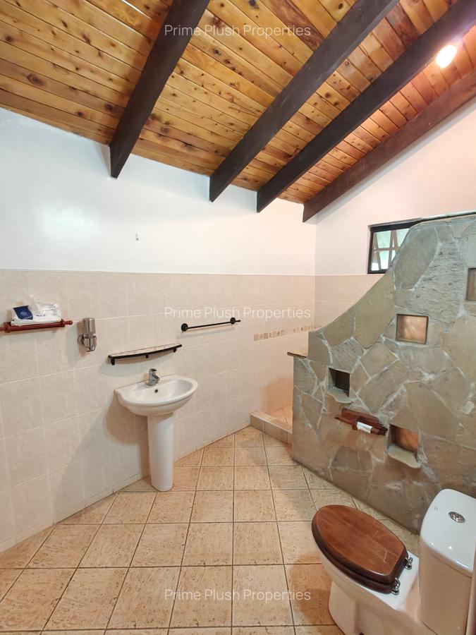 5 Bed House with En Suite in Karen - 11