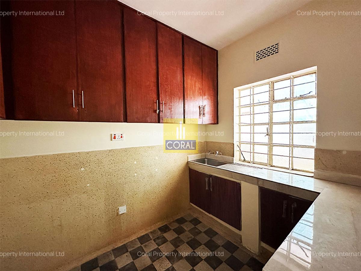 2 Bed Apartment in Parklands - 1