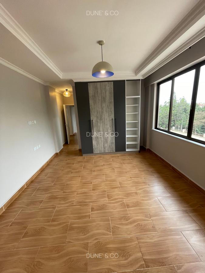 Serviced 2 Bed Apartment with En Suite in Westlands Area - 11