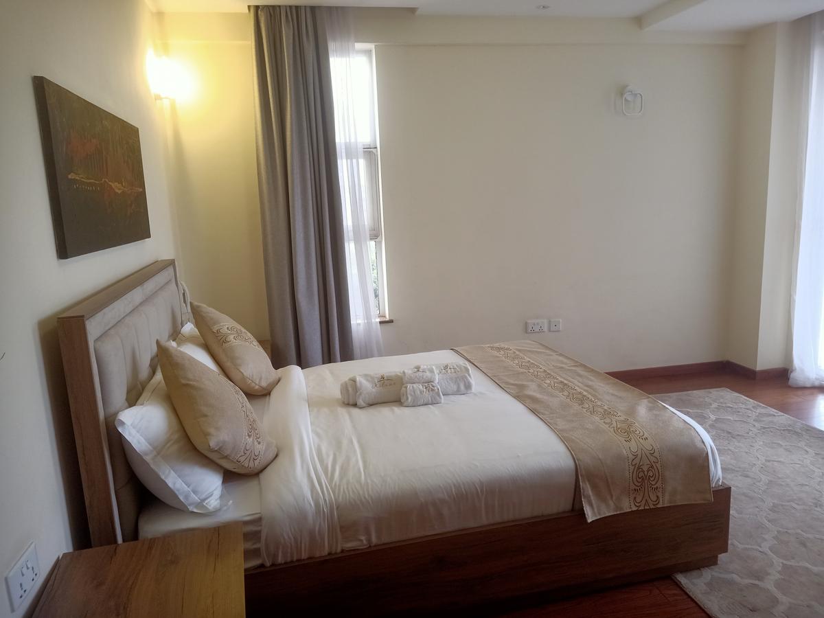 Serviced 2 Bed Apartment with En Suite at Chaka Rd - 7