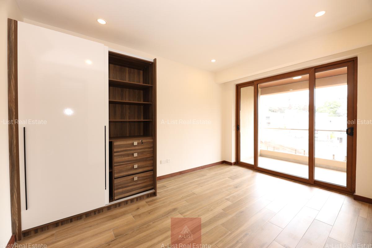 2 Bed Apartment with En Suite at Peponi Road - 3