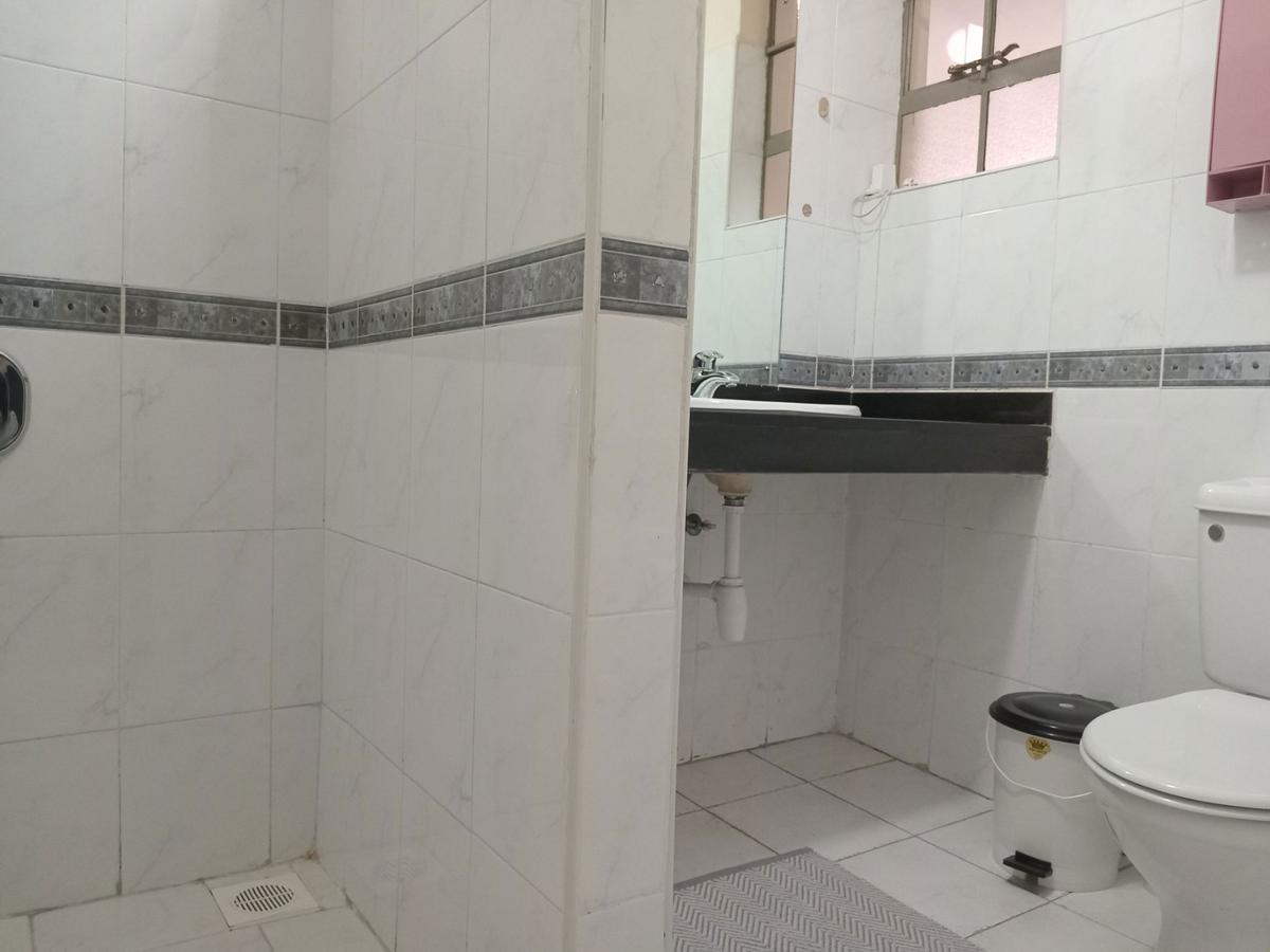 1 Bed Apartment with En Suite in Kilimani - 7