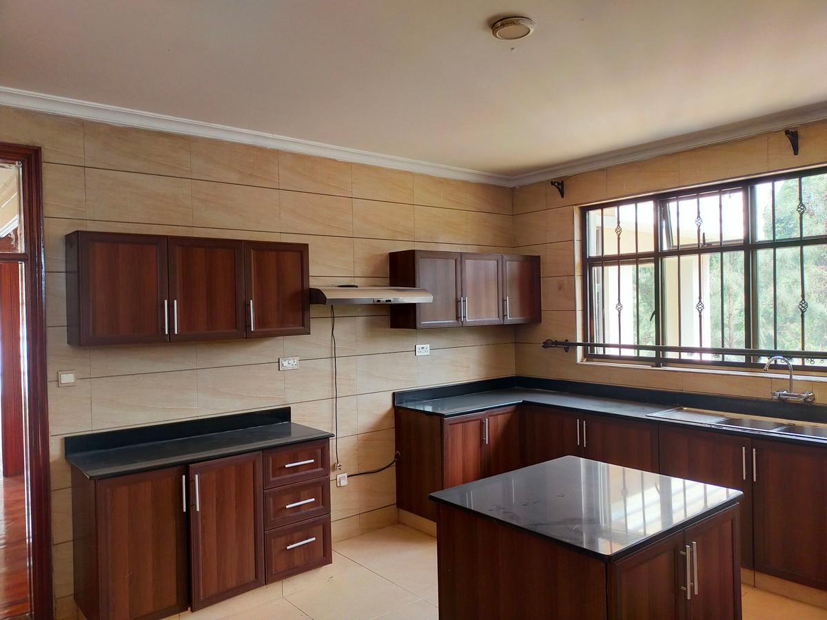 5 Bed House with En Suite in Kitisuru - 8