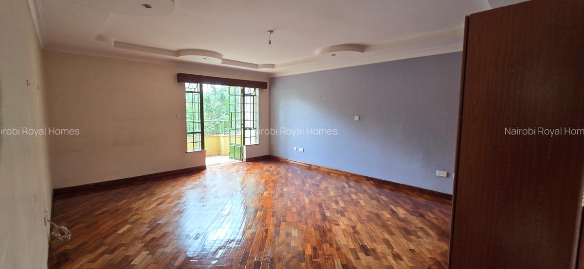 4 Bed Townhouse with En Suite at Lavington Road - 13