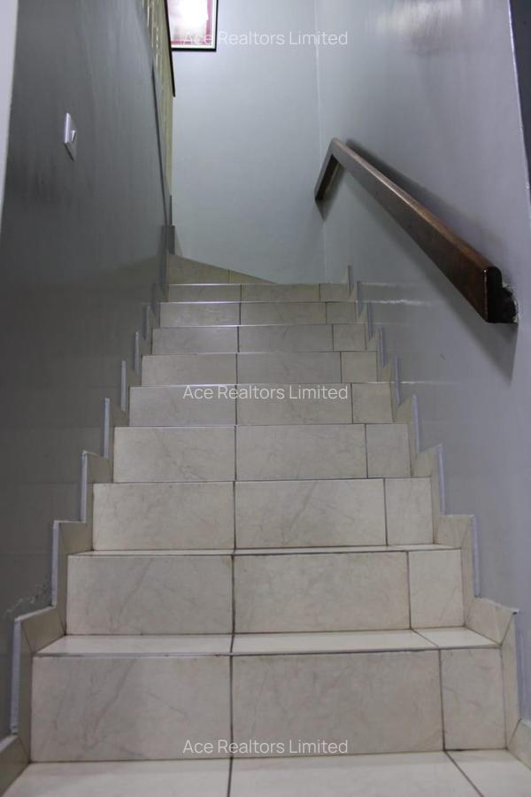 6 Bed Townhouse with En Suite at Off Brookside Drive - 6