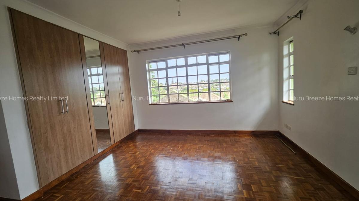 4 Bed Townhouse with En Suite in Kiambu Road - 15