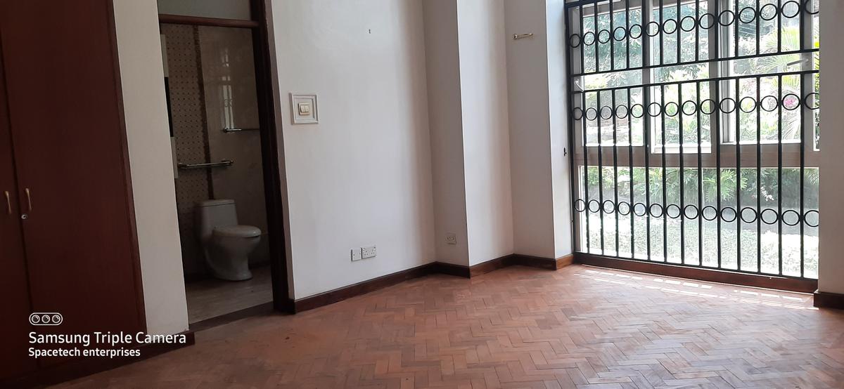 4 Bed House with En Suite in Thigiri - 10