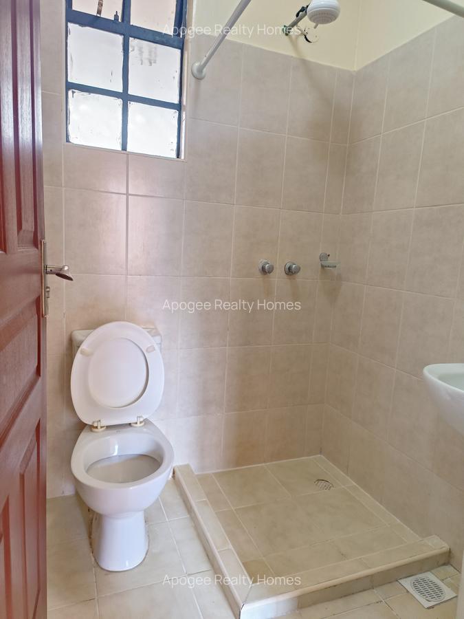 Serviced 2 Bed Apartment with En Suite at Fourways Junction Estate - 7