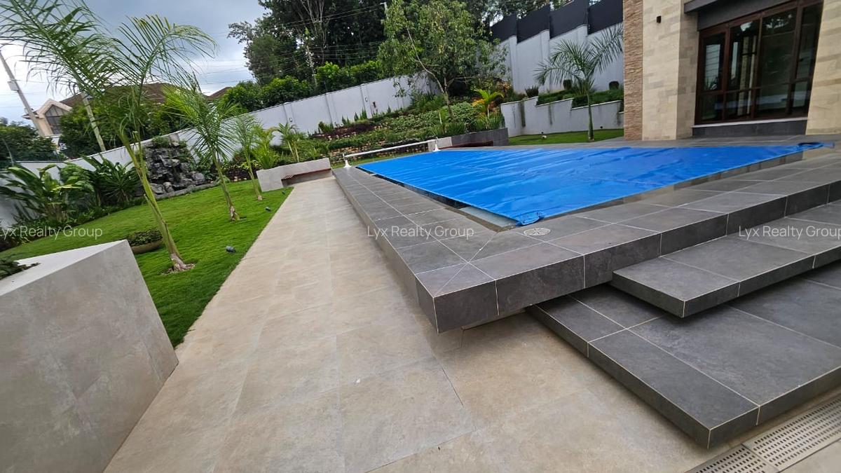 4 Bed Villa with En Suite in Runda - 6