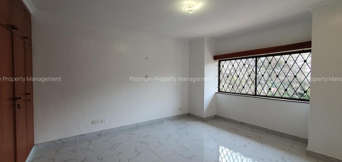 3 Bed Apartment with En Suite in General Mathenge - 10