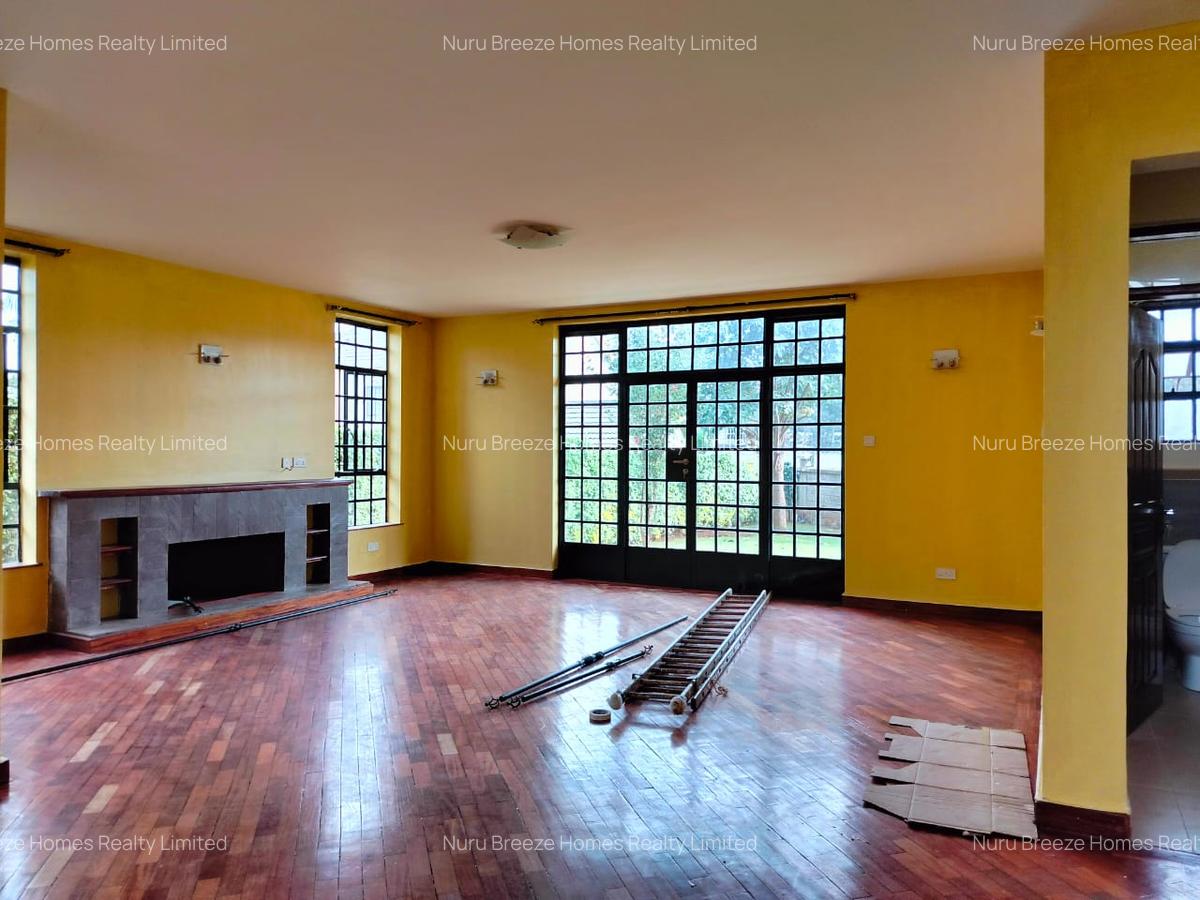4 Bed Townhouse with En Suite in Kiambu Road - 2