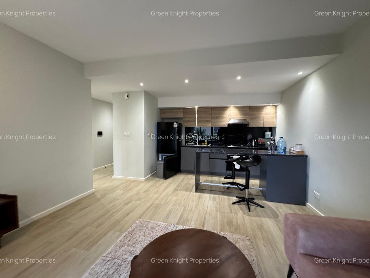 Serviced 1 Bed Apartment with En Suite in Riverside - 5