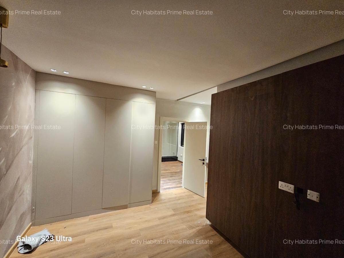 5 Bed Apartment with En Suite in Kilimani - 9