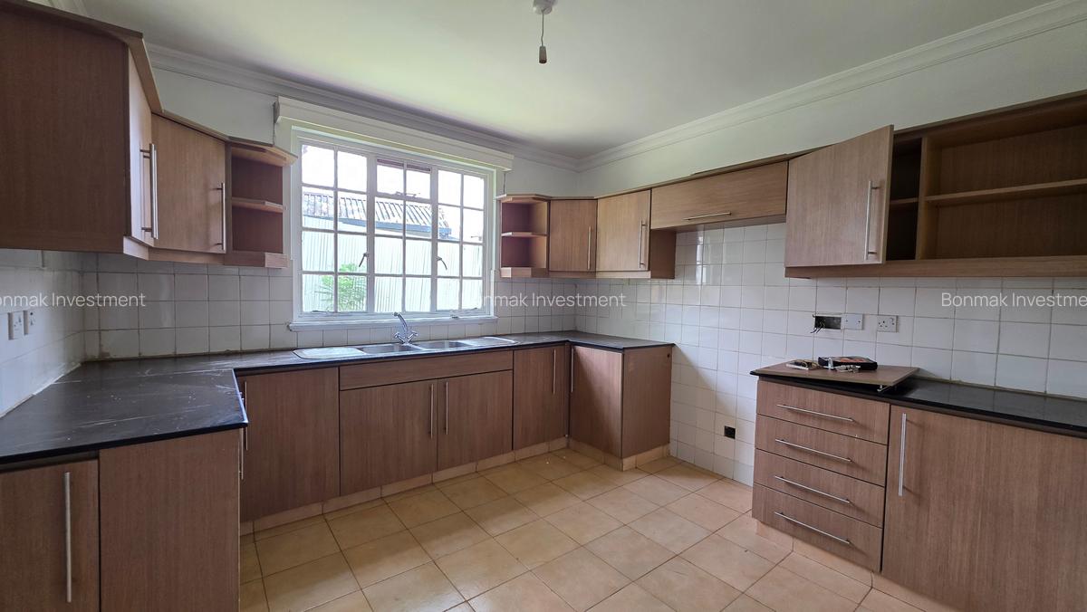 3 Bed Apartment with En Suite at Old Muthaiga - 14